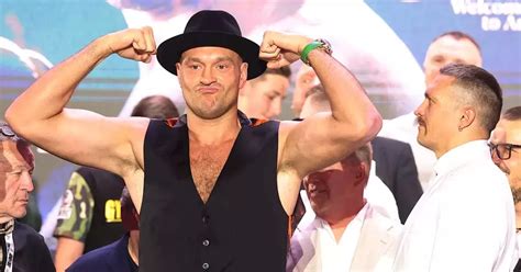 fury vs usyk odds